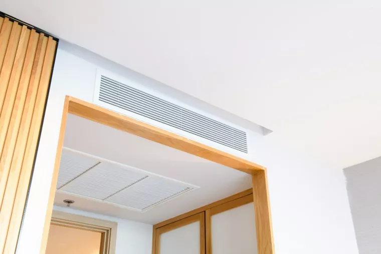 À qui faire appel pour poser une climatisation gainable dans une maison mitoyenne ?, Langlade, L'Atelier de l'Énergie